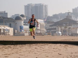 Trev Elkins in the Race the Tide Beach Race 5k