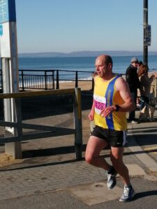 Alex Goulding in the Bournemouth Bay Run 10k