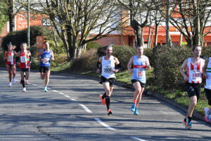 Sam Jackson grinds it out in the Eastleigh 10k