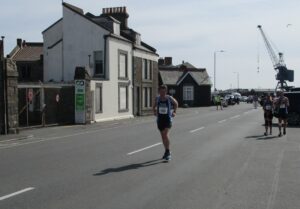 Geoff Scott in the 10k at the Guernsey Easter Running Festival
