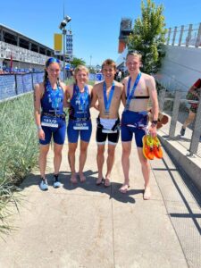 Caitlin with her relay team after the World Triathlon Championships
