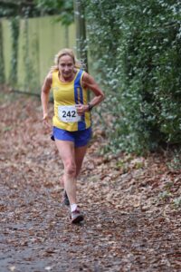 Heather Khoshnevis going well in the Junction Broadstone Quarter Marathon