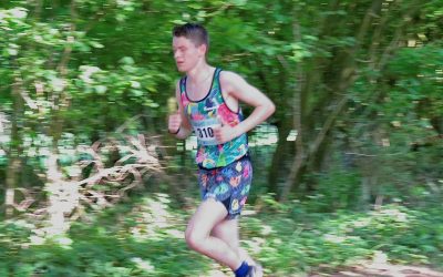 Nathan and Stu Glenister make short work of the Light Ox