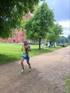 Barry Dolman in action at the Netley 10k