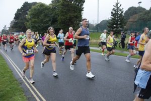 Ben Moss and Rich Nelson starting the Round the Lakes 10k