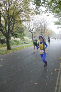 Emma Biggs in the Round the Lakes 10k