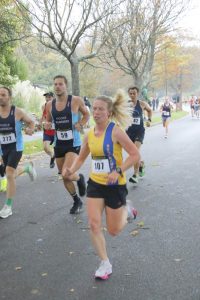 Katie Gunn in the Round the Lakes 10k