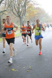 Rich Brawn in the Round the Lakes 10k