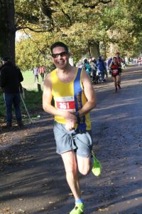 Chris O'Brien comes down the finishing straight of the Wimborne 10