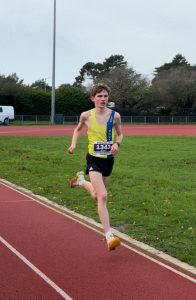 Alex Knauf finishing the Boscombe 10k
