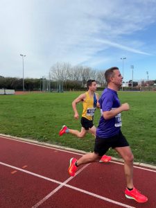 Callum Pearson in a sprint finish at the Boscombe 10k