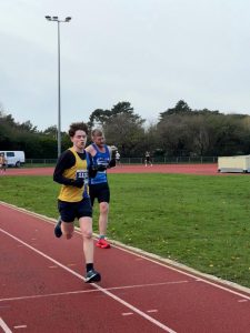 Nathan Mearns in a sprint finish at the Boscombe 10k