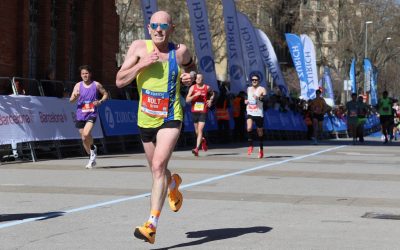 Barcelona breakthrough for Barry as Louisa secures sensational sub-three