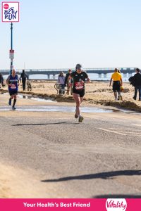 Sian McIlwaine on the prom in the Bournemouth Bay 10k
