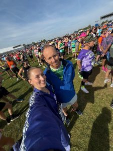Sophie and Clint Taylor at the start of the London Marathon
