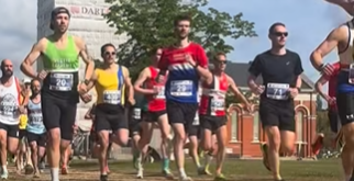 Tom Ralph does some catching up at the Netley 10k