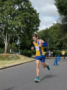 Tom Casson in the Lordshill 10k