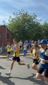 Jack Barwick and Katie Gunn starting the Stur Half