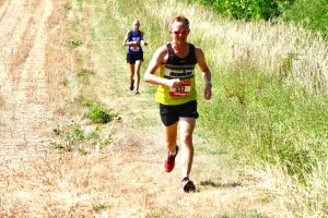 Stu Glenister heading through the field in the Apple Plod 10k.ish