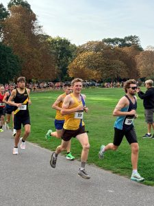 Arthur Riley in the Round the Lakes 10k