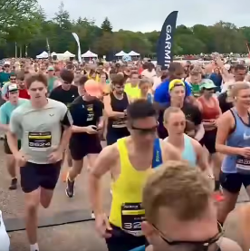 Chris O'Brien starting the New Forest Half Marathon