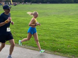 Lara Hudson batting it out at Round the Lakes