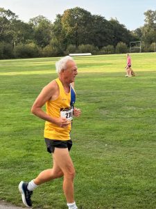 Manuel Stone in the Round the Lakes 10k