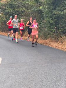 Group with Natasha White and Carly Scoble in it in the Isle of Wight Half Marathon