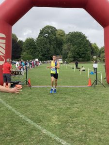 Stu Nicholas finishing the Overton 5